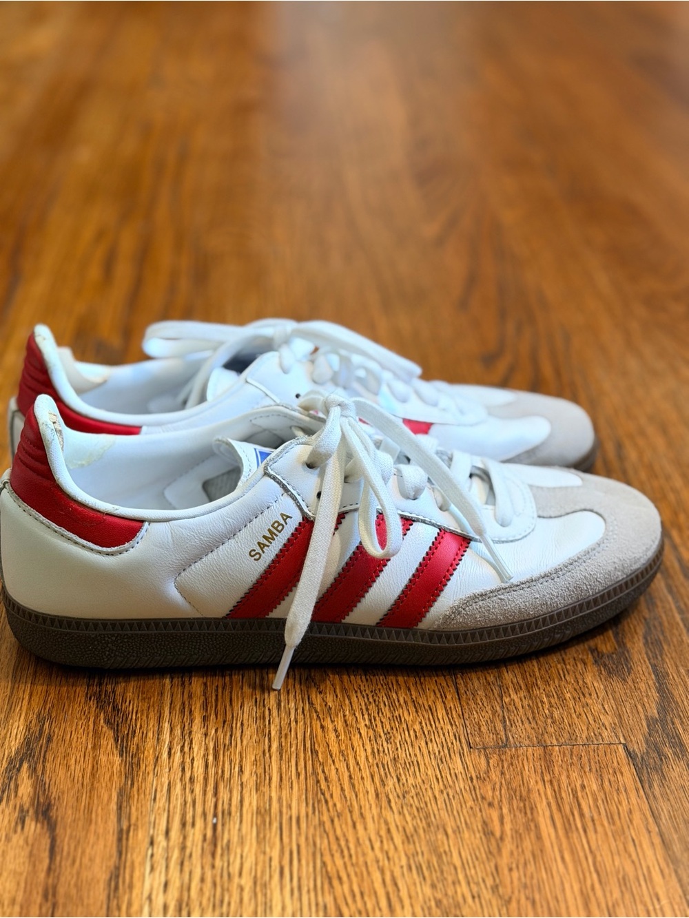 Samba OG - red and white- EUC!